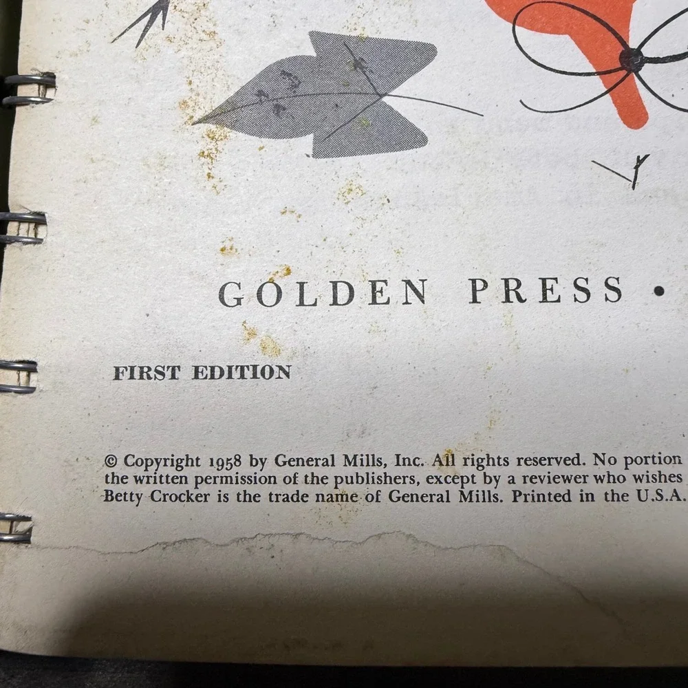 Betty Crocker Dinner for Two Cookbook First Edition 1958‎ Golden Press
